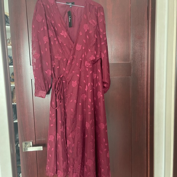 Lulus Evening of Elegance Jacquard Wrap Dress XL Burgundy - Picture 3 of 7